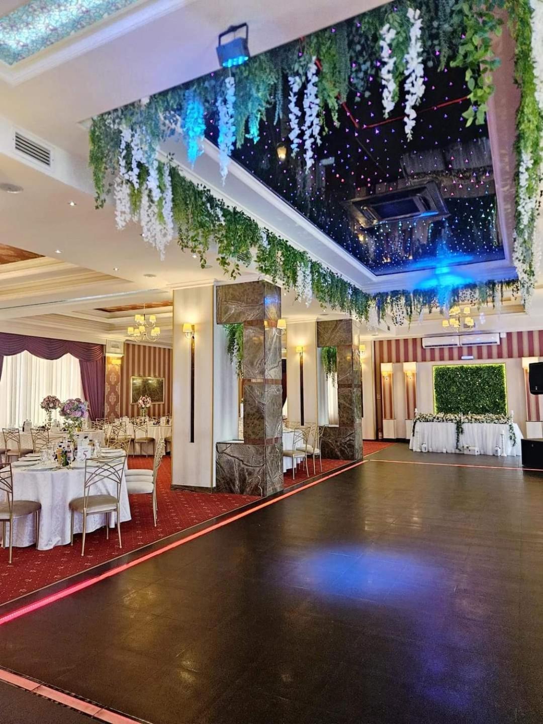 Hotel Bulevard Făgăraş Buitenkant foto